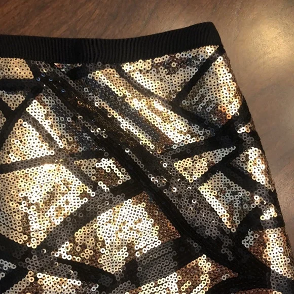 Moda International Sequin Mini - Picture 2 of 13